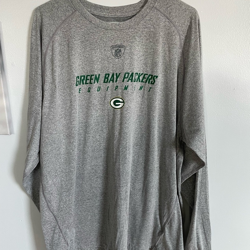 Green Bay Packers NFL
Long Sleeve Tee size XL